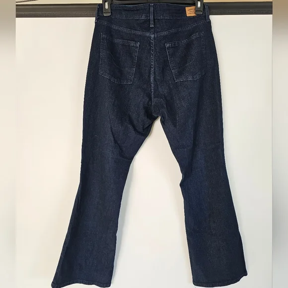Levis Women’s Boot Cut Jeans - Picture 3 of 7
